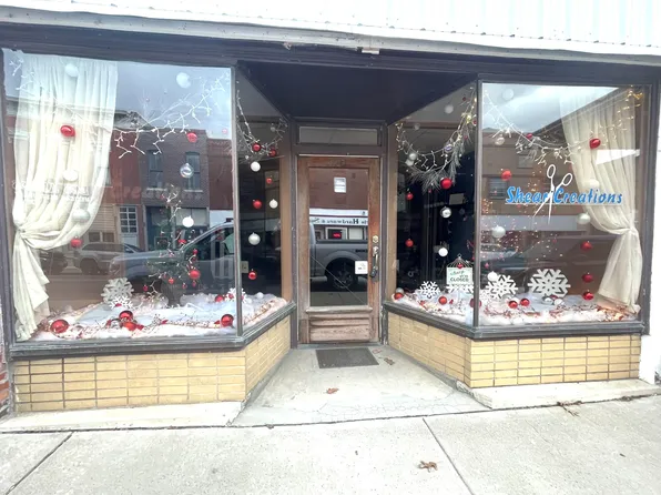 207 N Main St, Paris, MO 65275