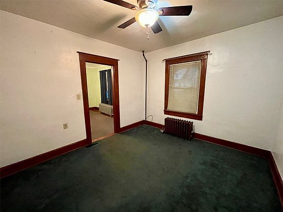5th image of 112 N Roosevelt Ave