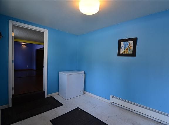 4th image of 3875 Jennie Ln
