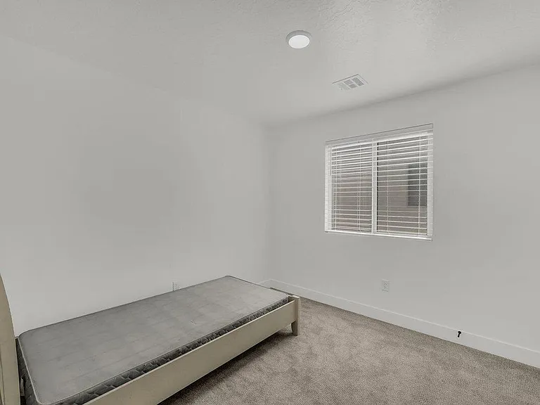 5654 S Duel Ln — Photo 10