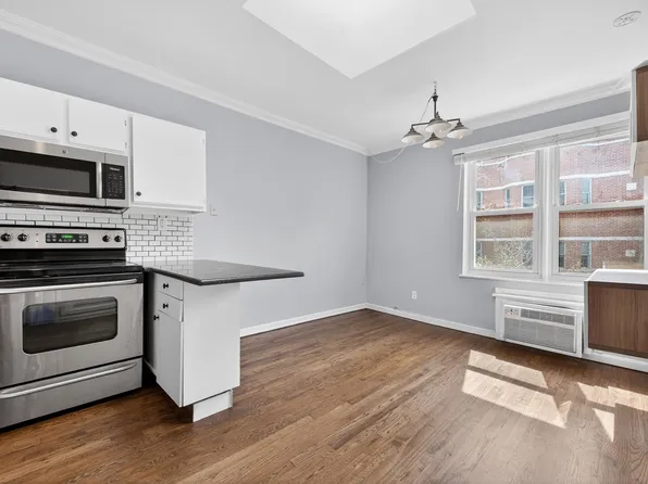 354 1st St APT 3F, Hoboken, NJ 07030
