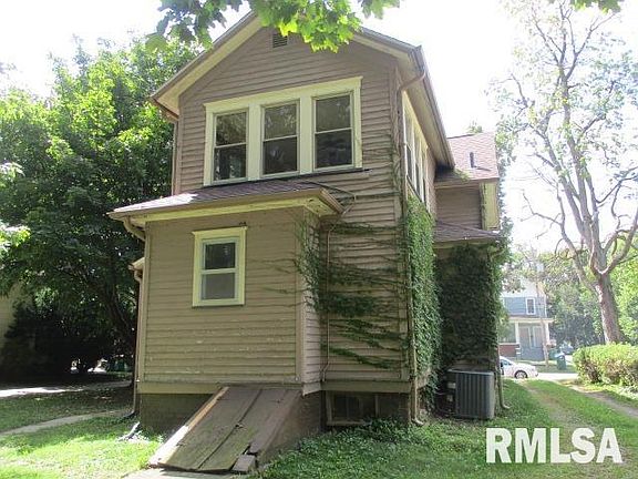 2nd image of 241 N Chambers St