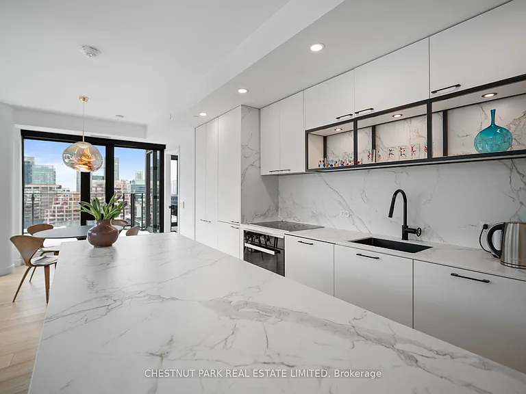 505 Richmond St W #1216 — Photo 9