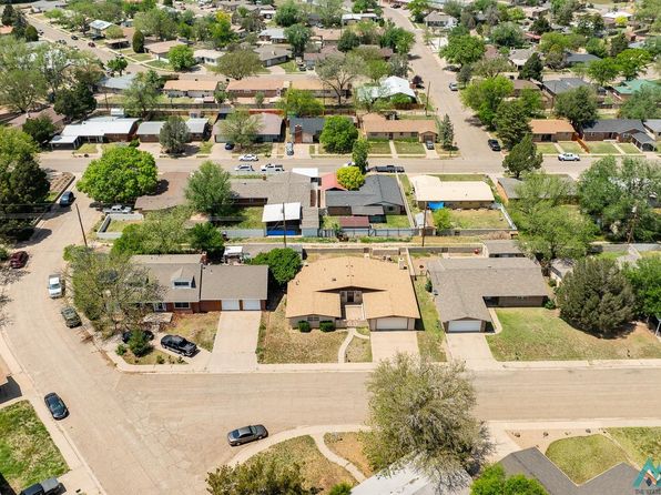 214 Texas Dr, Portales, NM 88130