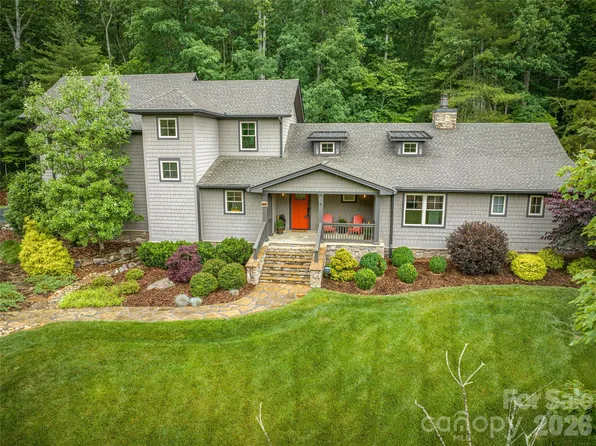 101 Glen Trillium Dr, Fletcher, NC 28732
