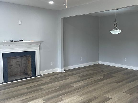 4th image of 2304 E Independence Blvd