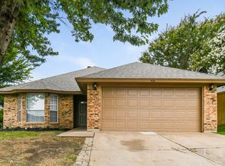 416 Deauville Dr, Fort Worth, TX 76108