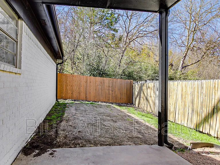 5352 Wonder Dr — Photo 16