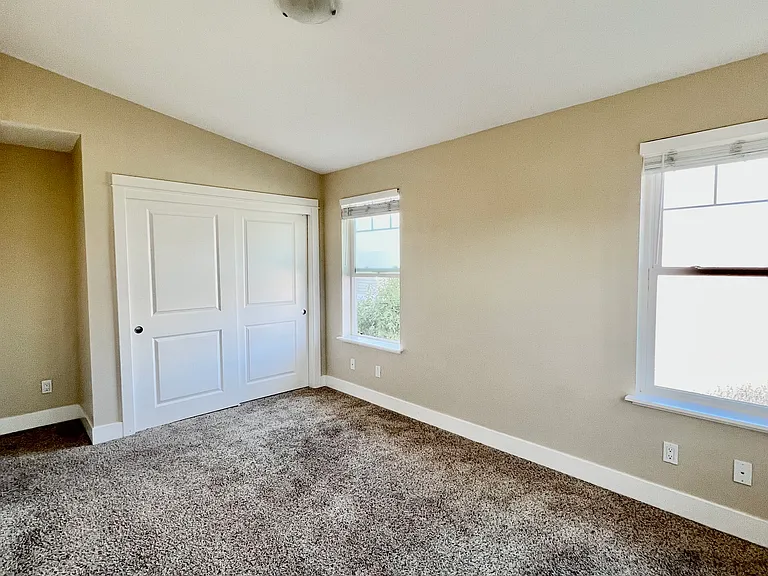 720 Harrison St — Photo 15