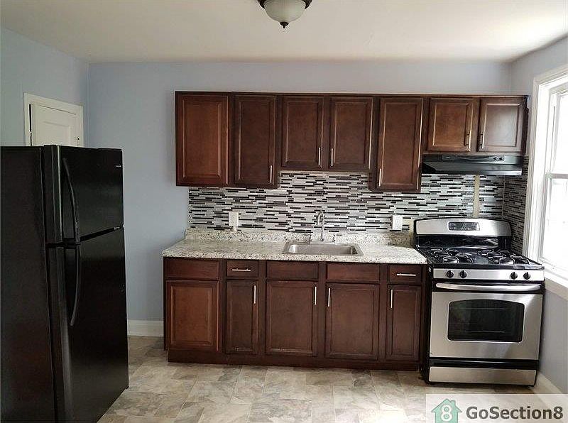 1st image of 3007 Ailsa Ave