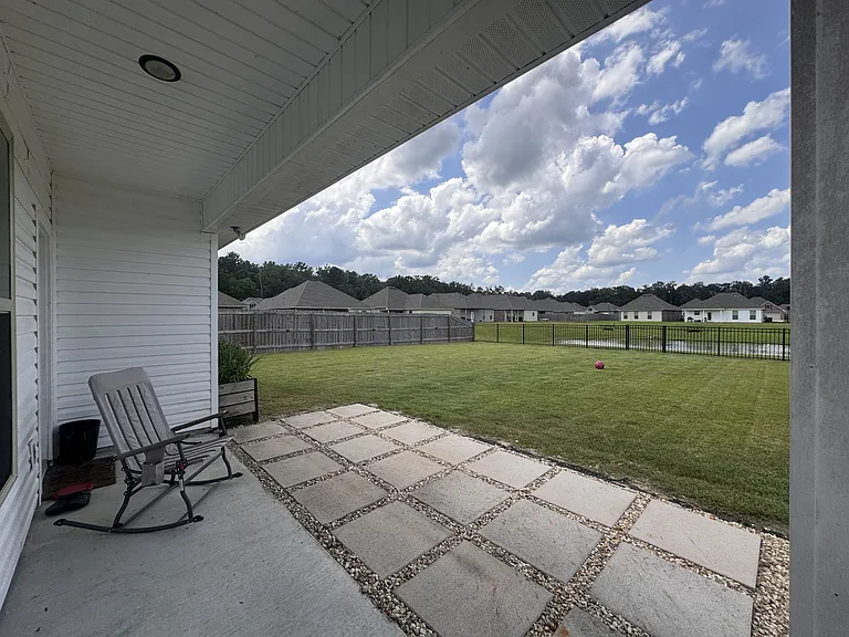 11579 Water View Ave — Photo 9