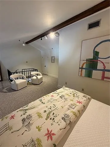 910 Chartres St #3B — Photo 13