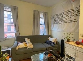 27 Phillips St APT 2, Boston, MA 02114