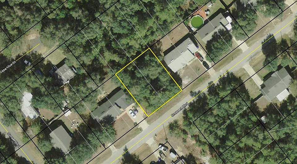 1st image of 372 Crescent Blvd
