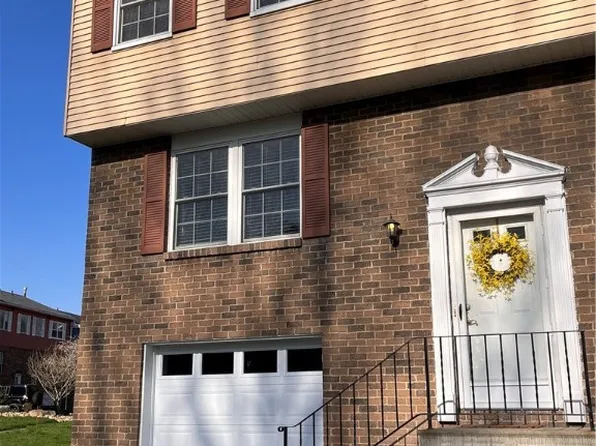 5D Springwood Sq, Harwick, PA 15049
