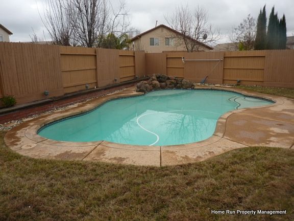 4th image of 1435 Kerslake Cir