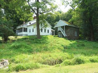 9 Carney Rd, Ulster Park, NY 12487