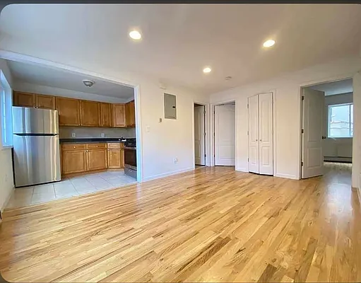 Rented by Massada Home Sales Inc | media 8