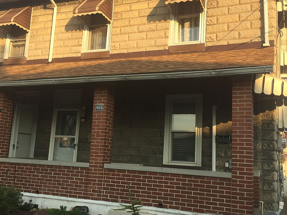 1st image of 466 E 11th St