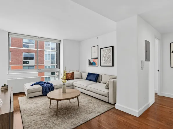 225 Schermerhorn Street image 1 of 31