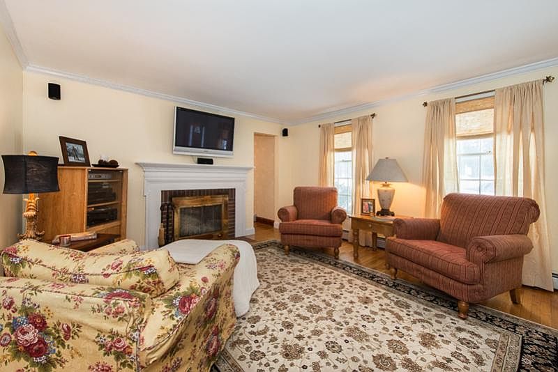 47 King Richard Dr, Boxford, MA 01921 | Zillow