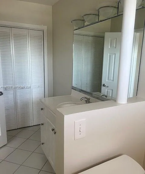 5050 Bayview Dr #17 — Photo 8