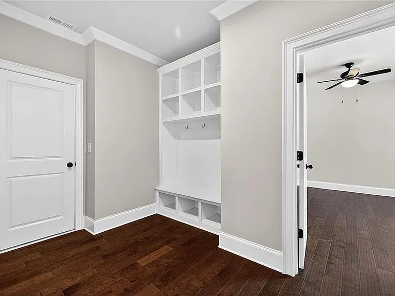 3047 Mountain Shadow Way — Photo 21