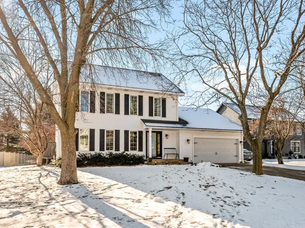 1242 Silverwood Ct, Woodbury, MN 55125