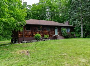 4 Stoutenburgh Dr, Hyde Park, NY 12538