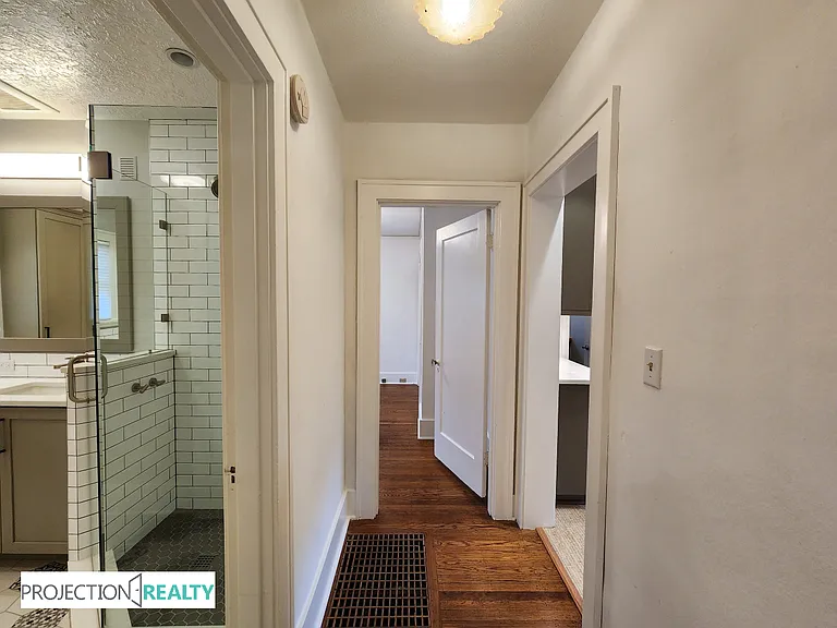 3336 NE 11th Ave — Photo 9