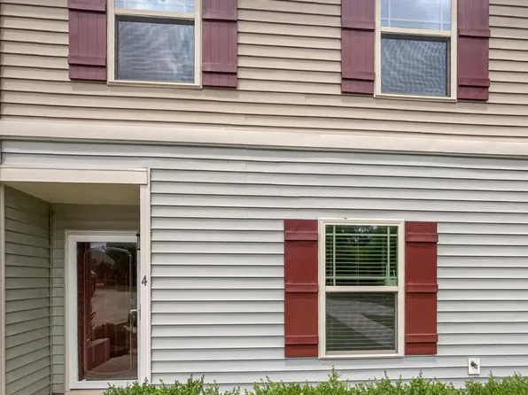 4 Rochambeau Ct, Durham, NC 27704