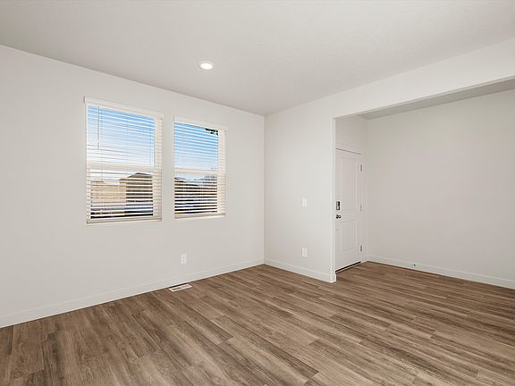 Front Flex Space