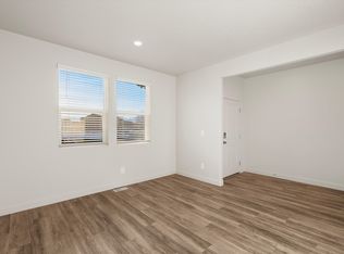 124 W Ebbets Fld, Tooele, UT 84074