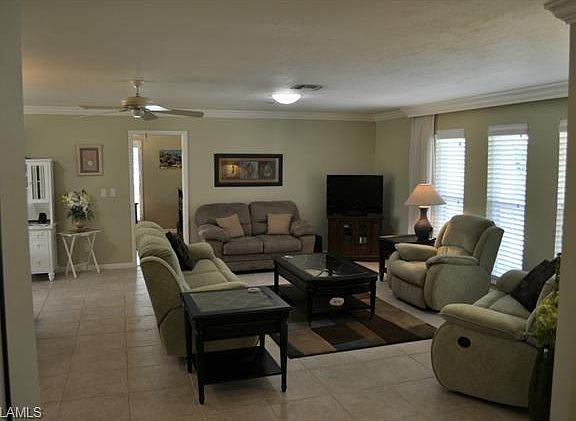 3rd image of 113 Brittany Ct