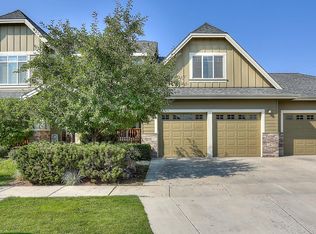 3451 NE Sandalwood Dr, Bend, OR 97701