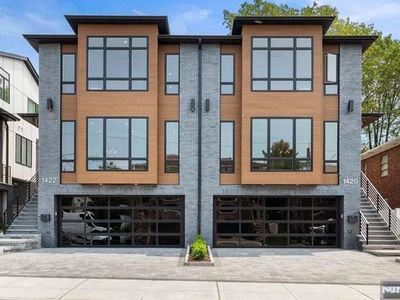 1422 14th St, Fort Lee, NJ, 07024