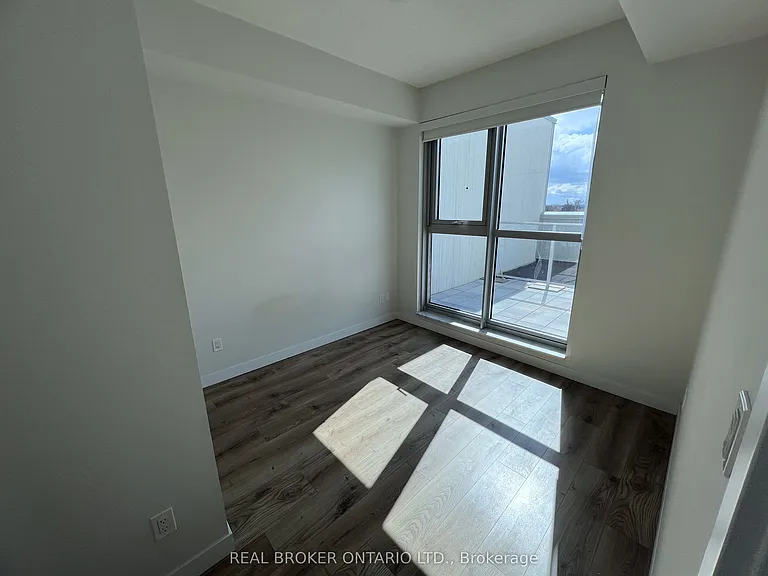 60 Frederick St #611 — Photo 8