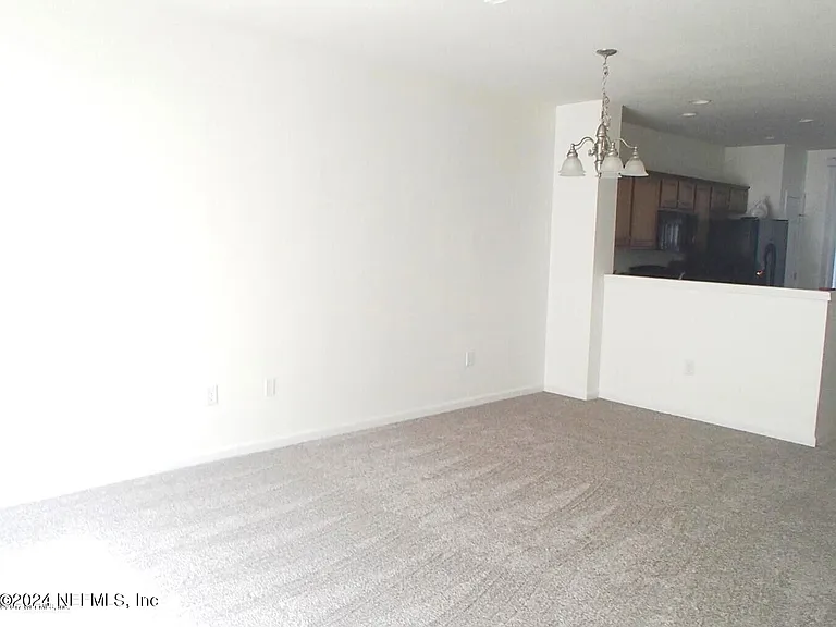 8125 Summergate Ct — Photo 5
