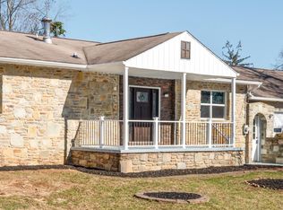 2033 Garfield Ave, Croydon, PA 19021