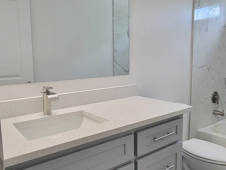 3214 Travis St — Photo 18