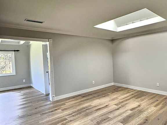3rd image of 4339 Taos Dr