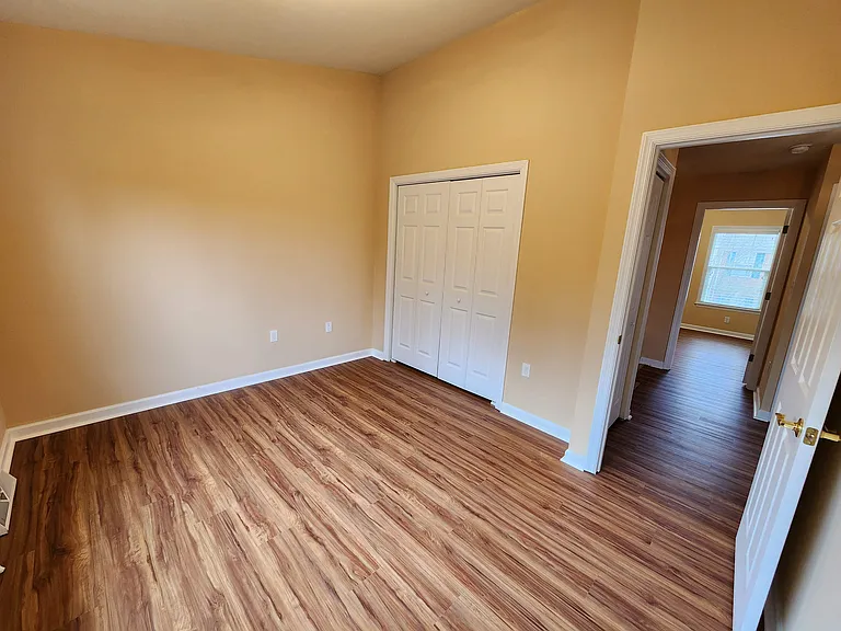 10528 Forest Hill Dr — Photo 26
