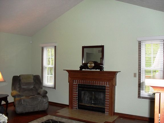 3rd image of 51614 Meadow Pond Dr