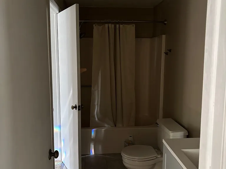 102 Greenwood Dr — Photo 8