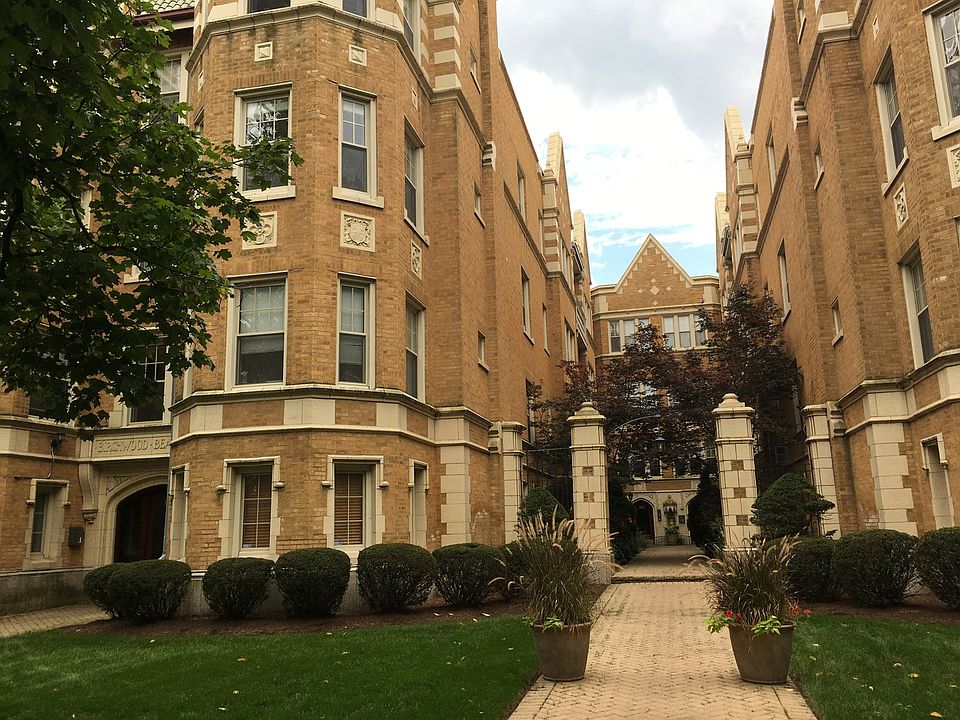 1st image of 1421 W Birchwood Ave APT 1E