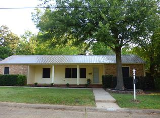 307 E California St, Nacogdoches, TX 75965