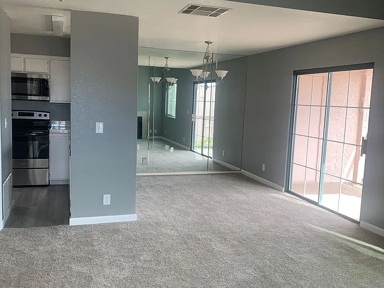 1964 Las Palmas Ln #241 — Photo 2