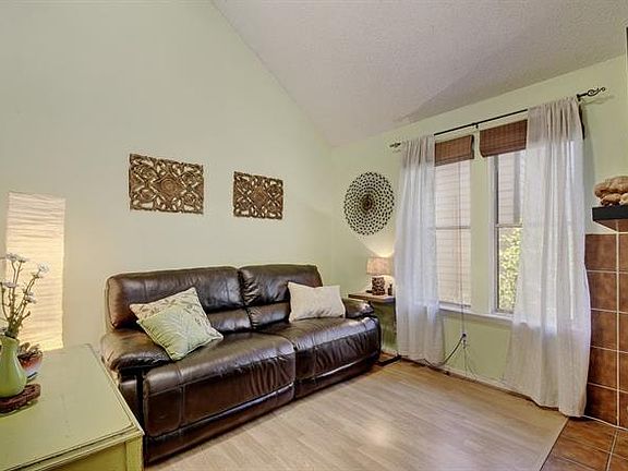 5th image of 5608 Cougar Dr APT 224