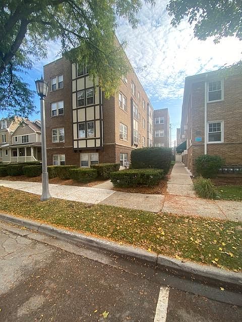 1st image of 27-29 S Madison Ave APT 2C