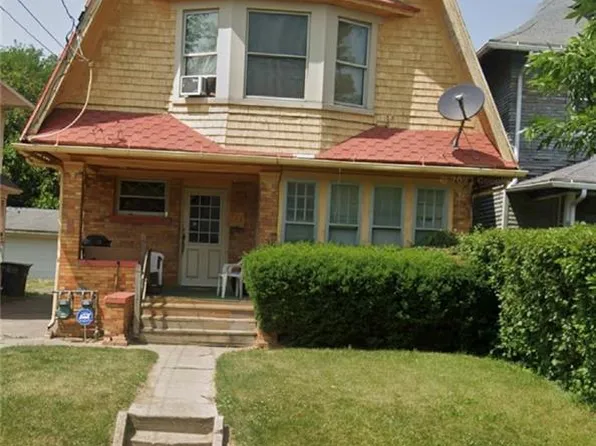 922 Islington St, Toledo, OH 43610